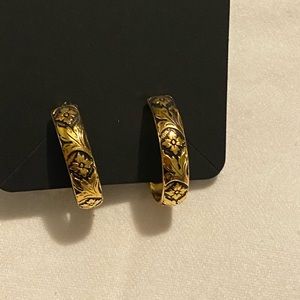 Avon antique, gold tone, hoops, earrings pierced